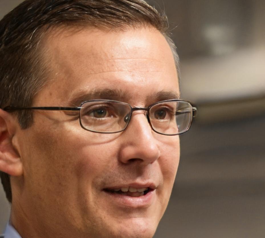 Porträt von Konrad Višnjić, Spezialist für Due Diligence